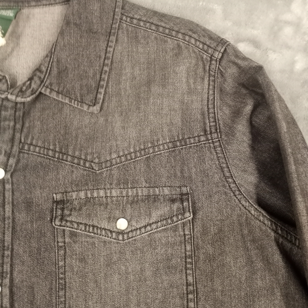 Universal Thread Womens Gray Denim Button-Up Shir… - image 2